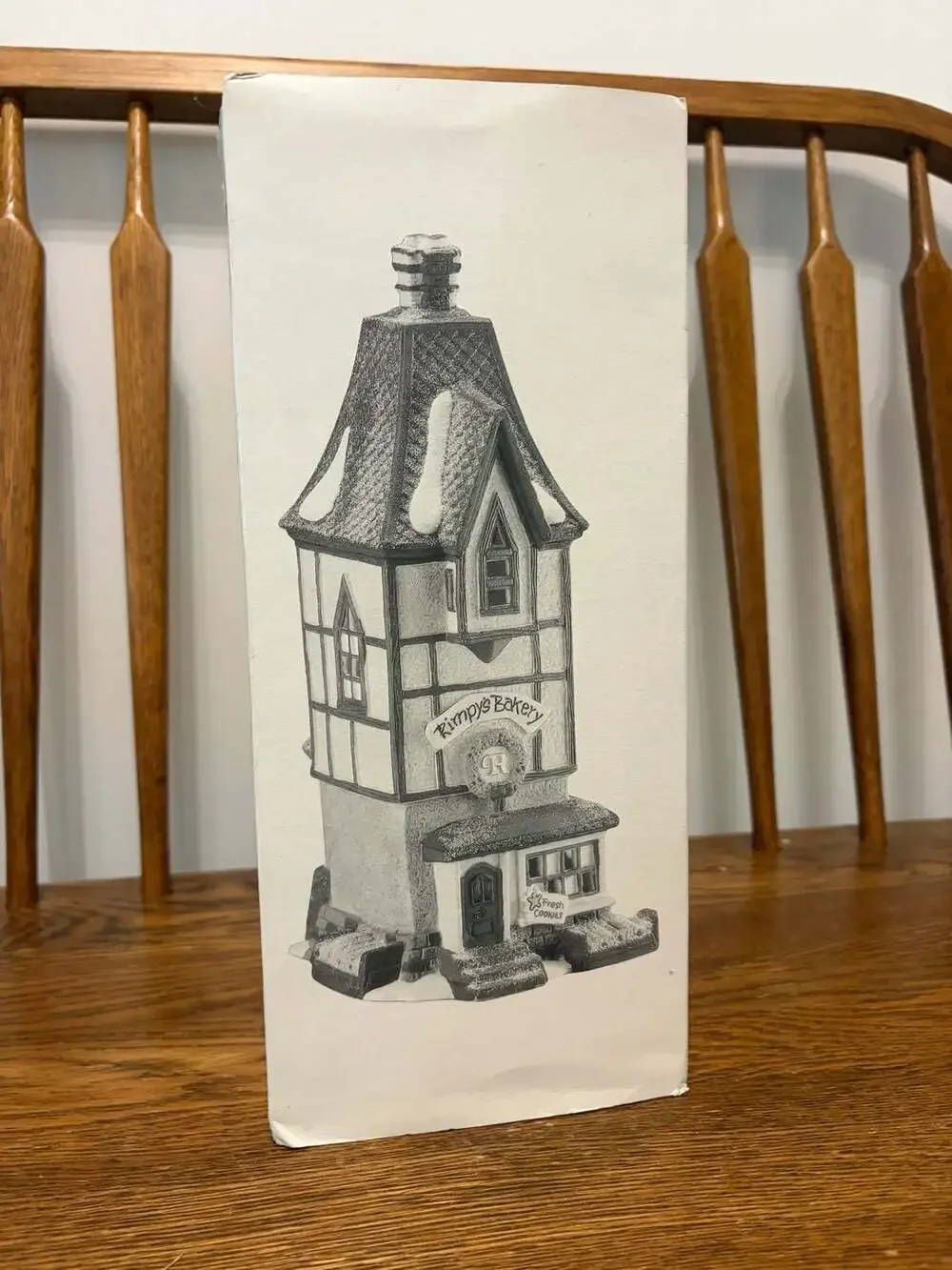 Department 56 Heritage Village Collection North Pole Series Rimpy's Bakery #5621
